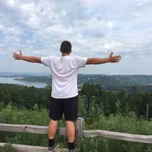 Meet your Posher, Daniel